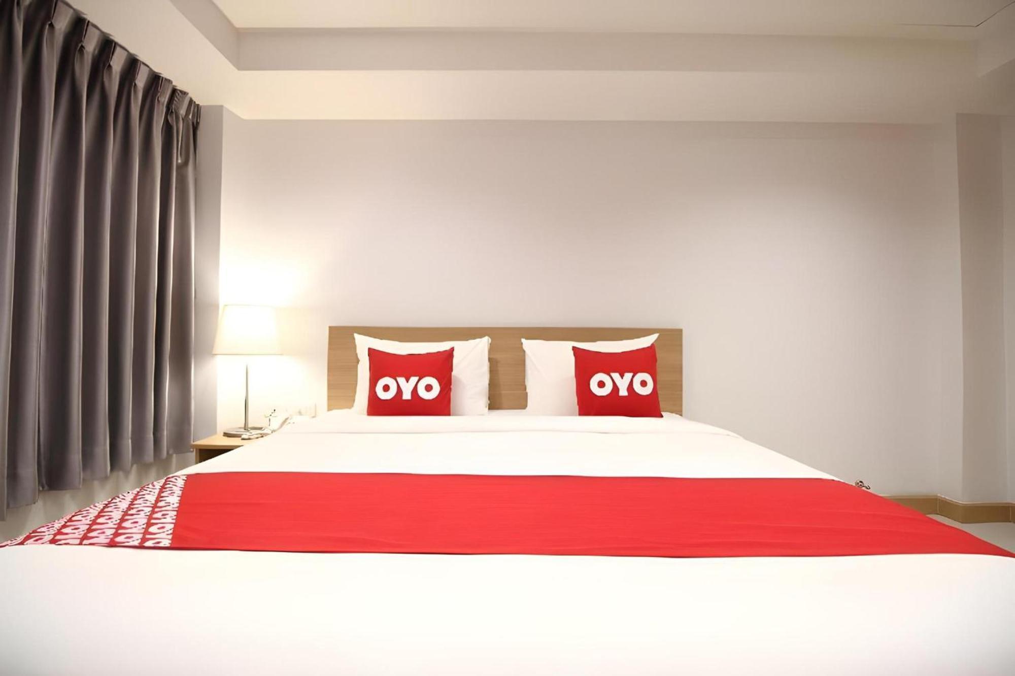 Super Oyo 483 Pannee Hotel Khaosan Banguecoque Exterior foto