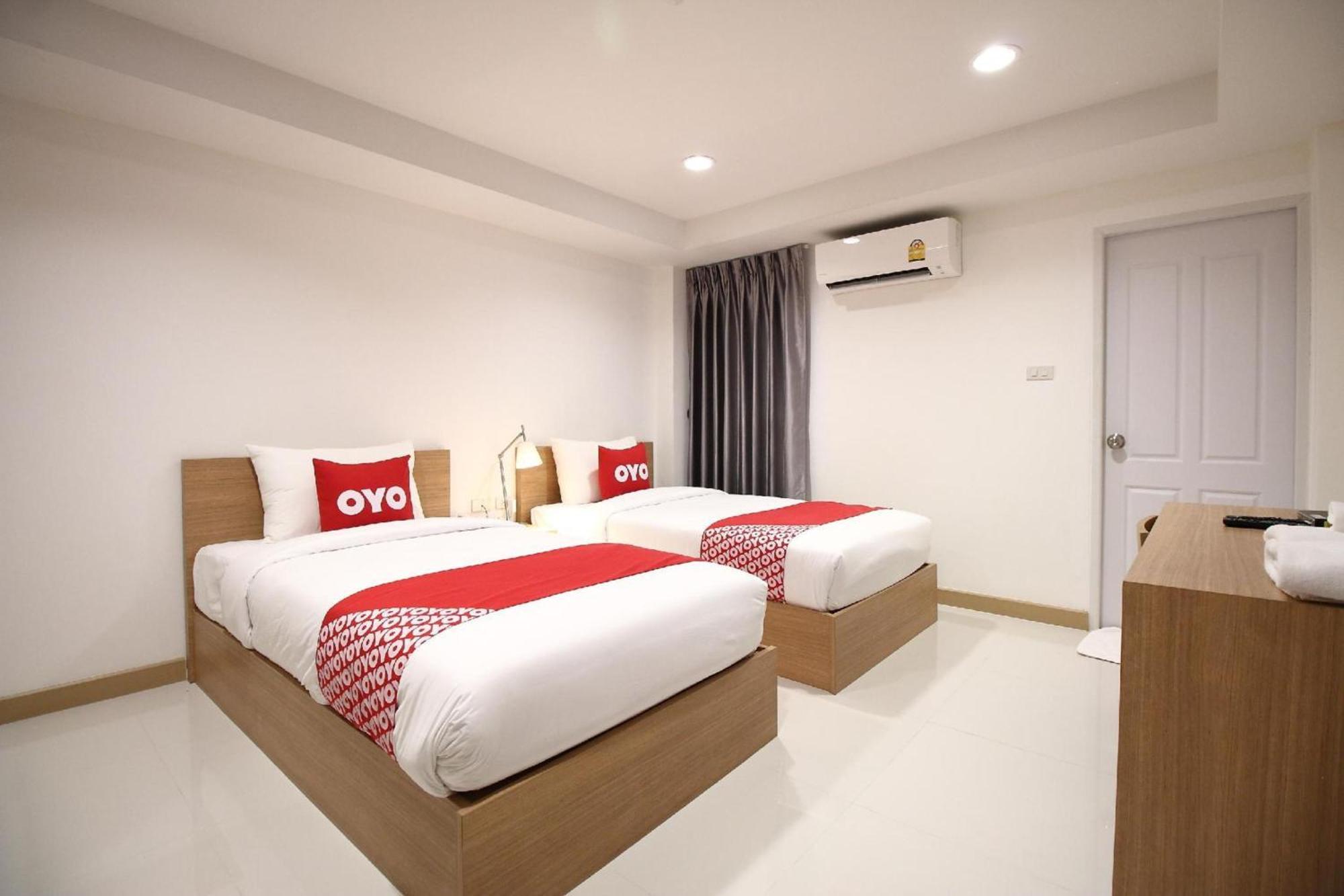 Super Oyo 483 Pannee Hotel Khaosan Banguecoque Exterior foto