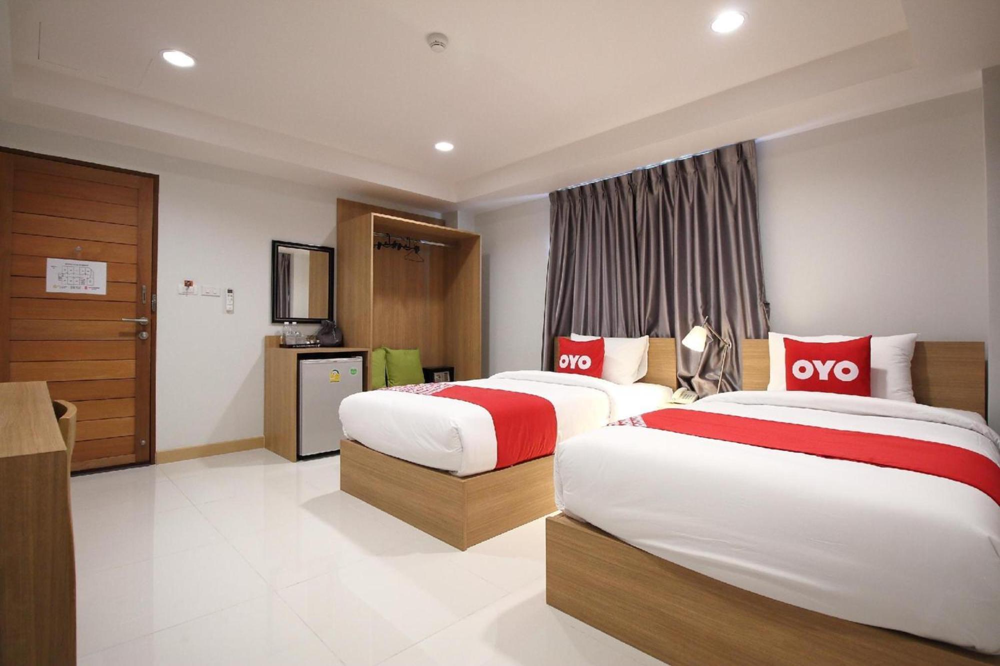 Super Oyo 483 Pannee Hotel Khaosan Banguecoque Exterior foto