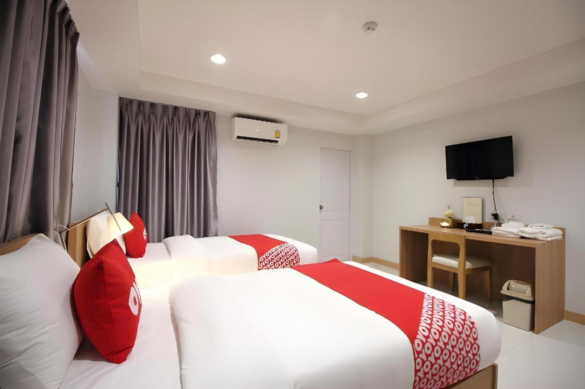 Super Oyo 483 Pannee Hotel Khaosan Banguecoque Exterior foto