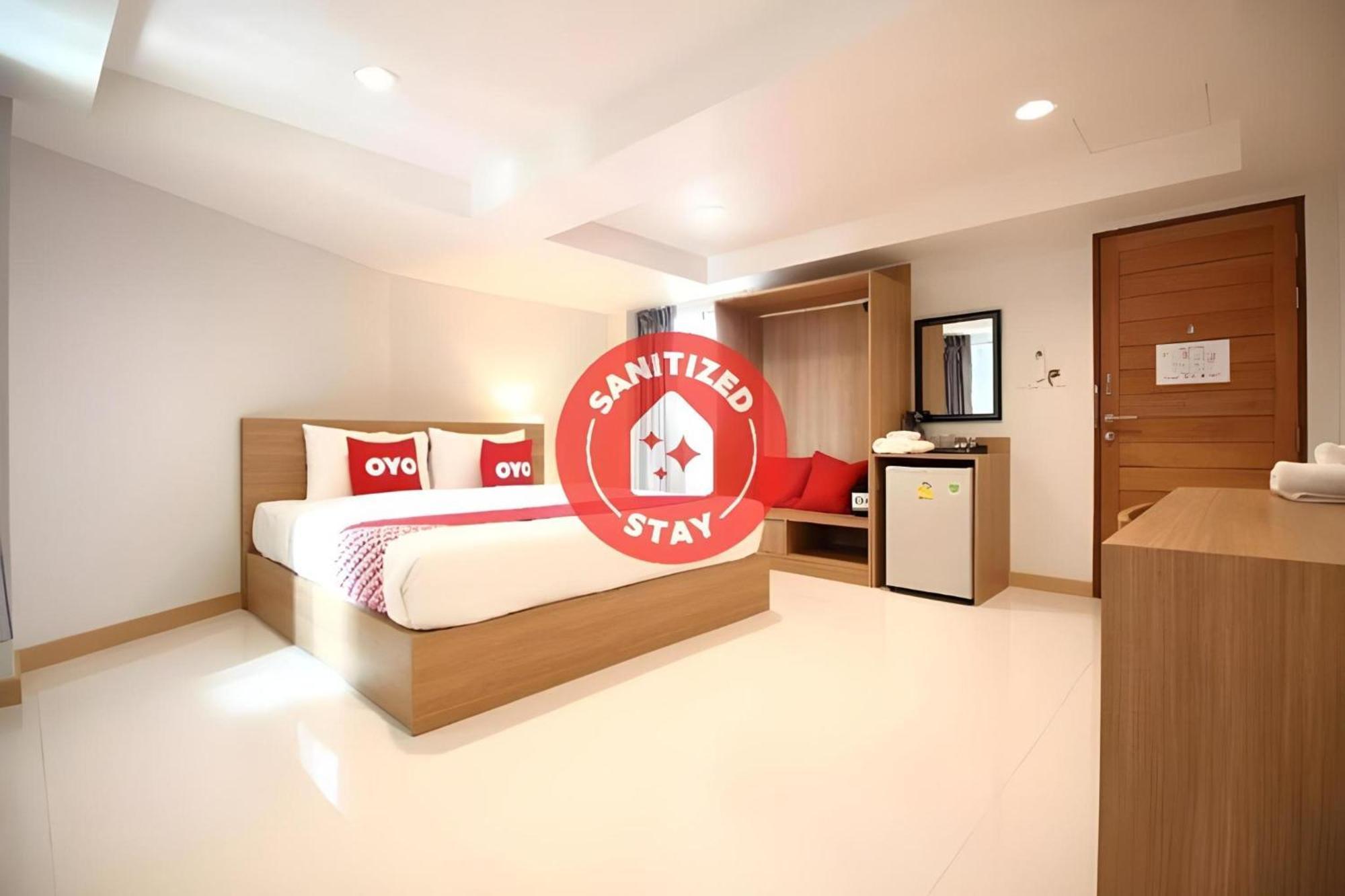 Super Oyo 483 Pannee Hotel Khaosan Banguecoque Exterior foto