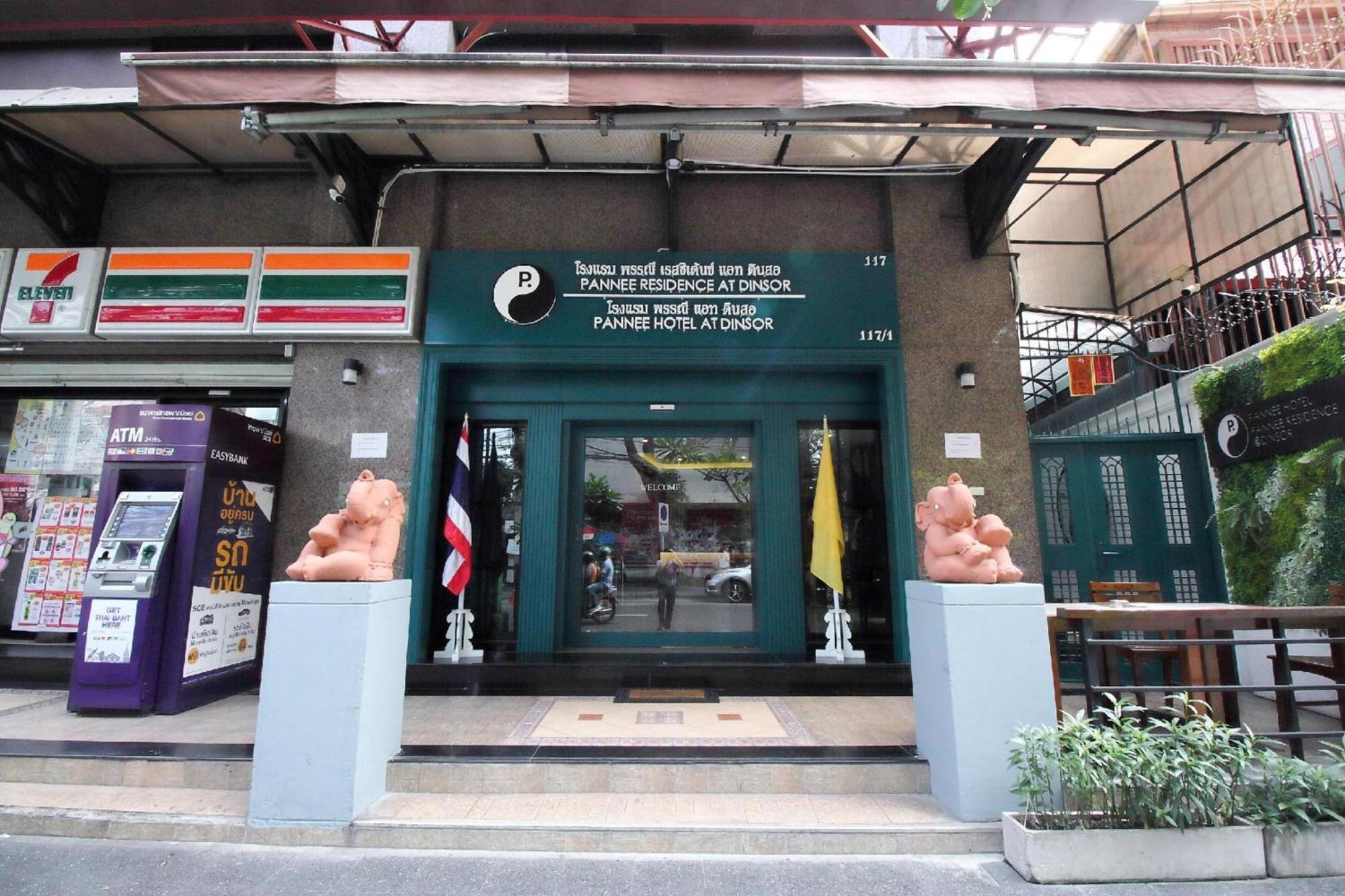 Super Oyo 483 Pannee Hotel Khaosan Banguecoque Exterior foto