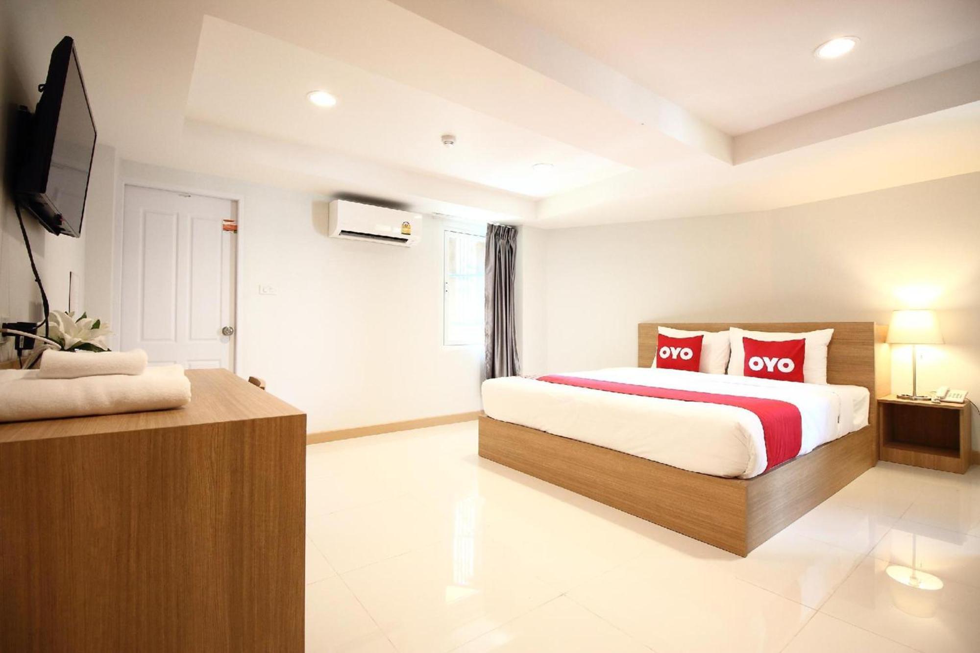 Super Oyo 483 Pannee Hotel Khaosan Banguecoque Exterior foto